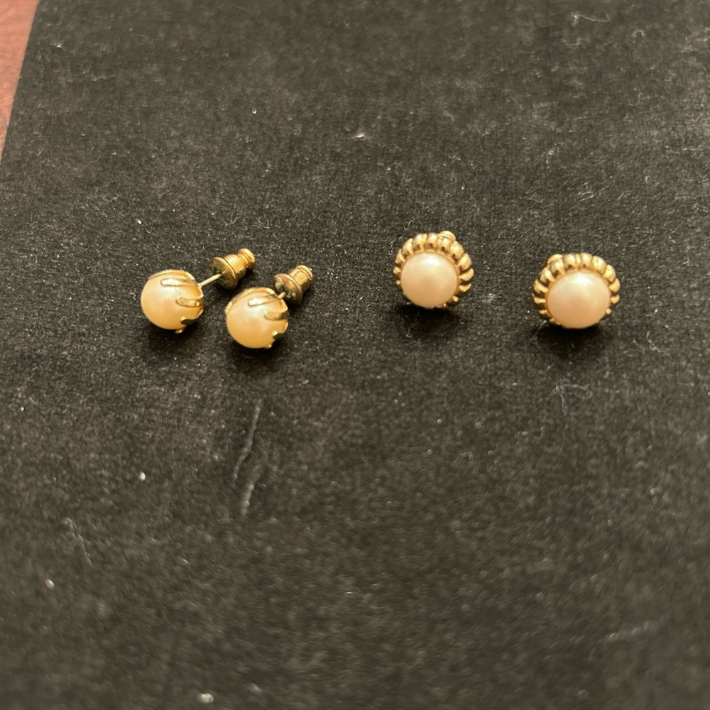 Chic Gold and Cream Stud Earrings - Picture 3 of 6